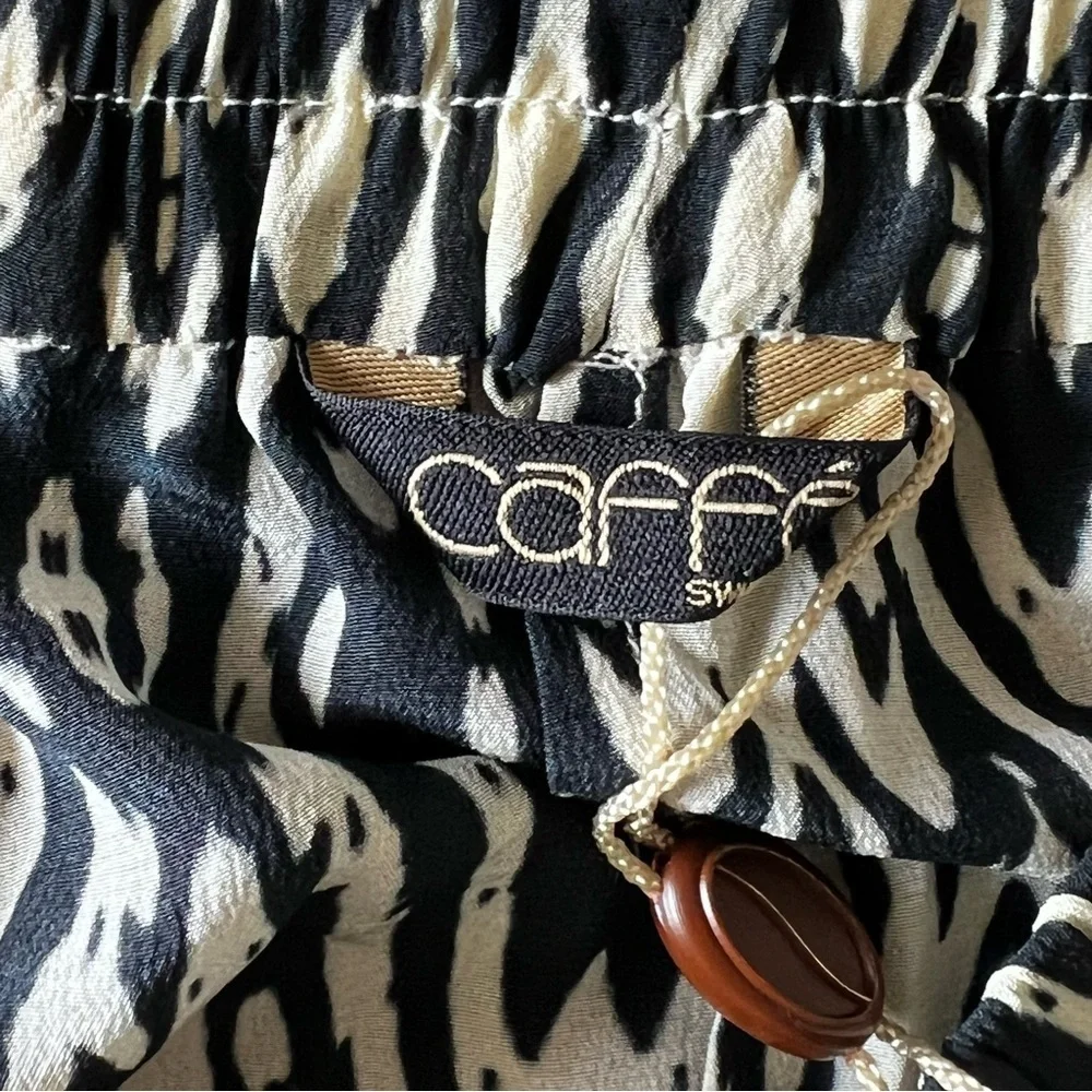 NWT Caffe Women’s Swim Shorts Coverup Black Cream Size Small